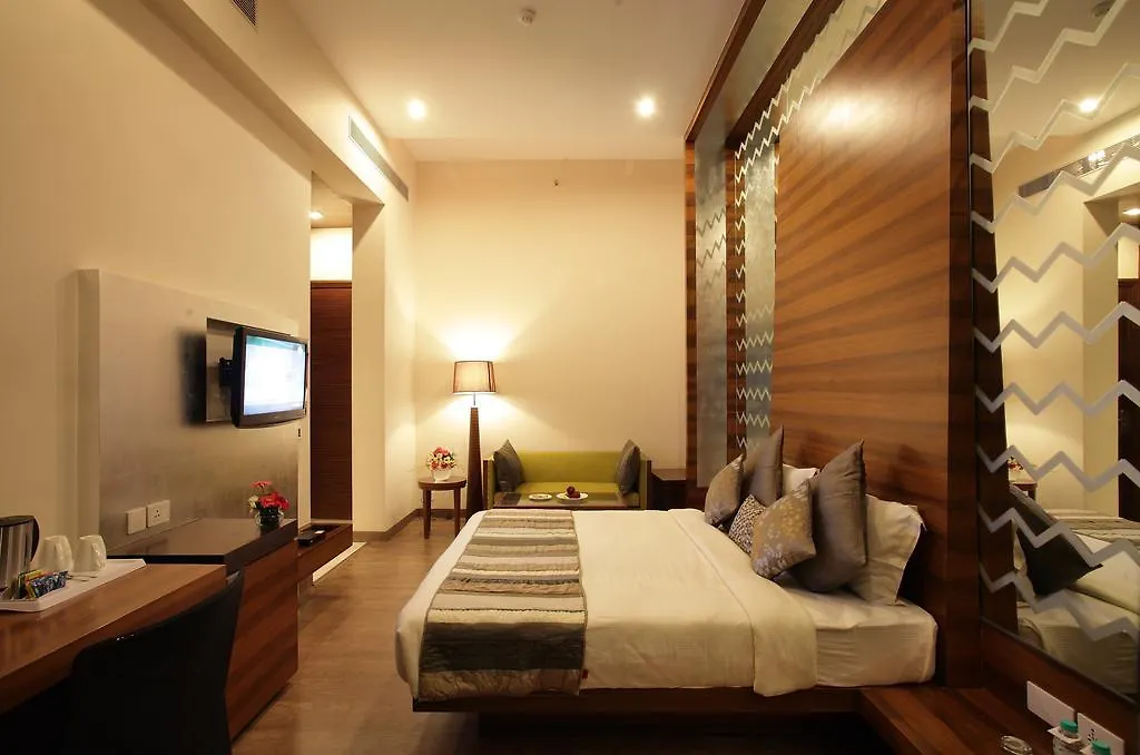 Oodles Hotel Nowe Delhi 4*,